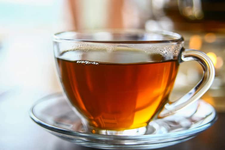 We import tea on loan, reduce the amount of tea you drink: Pak minister to people Pakistan Tea :  అప్పులెక్కువయ్యాయి టీ తాగడం తగ్గించుకోండి ప్లీజ్ - ప్రజలను కోరిన పాకిస్థాన్ ! ఎగతాళి చేస్తున్న నెటిజన్లు