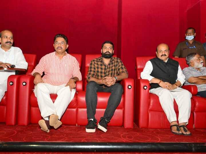 Watch | Karnataka CM Basavaraj Bommai Breaks Down After Watching 777 Charlie Film Watch | Karnataka CM Basavaraj Bommai Breaks Down After Watching 777 Charlie Film