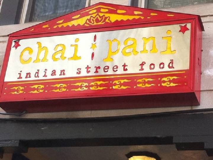 Chai Pani Indian chaat in North Carolina voted Americas best restaurant அமெரிக்காவை ஆட்டிப்படைக்கும் இந்திய உணவகம்... நம்பர் 1 ஆக தேர்வு செய்த மக்கள்