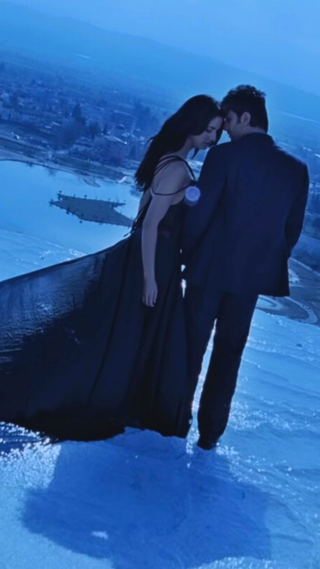 Hawayein Song Launch With Shahrukh Khan, Anushka Sharma | Jab Harry Met  Sejal - video Dailymotion