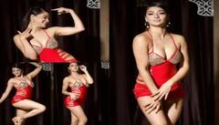 Namrata Malla Photos: ਰੈੱਡ ਵਨ ਪੀਸ 'ਚ ਦਿਖਿਆ ਨਮਰਤਾ ਮੱਲਾ ਦਾ ਹੋਸ਼ ਉਡਾ ਦੇਣ ਵਾਲਾ ਰੂਪ, ਅਦਾਵਾਂ ਦੇਖ ਫ਼ੈਨਜ ਹੋਏ ਕਾਇਲ