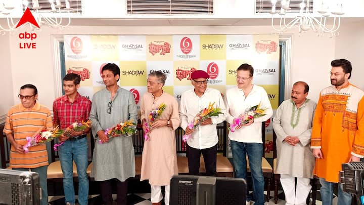 আজ মুক্তি পেল 'হত্যাপুরী'-র প্রথম পোস্টার। ঘোষাল মিডিয়া এন্টারটেনমেন্ট ও শ্যাডো ফিল্মসের প্রযোজনায় বড়দিনে মুক্তি পাচ্ছে সন্দীপ রায়ের নতুন ফেলুদার ছবি 'হত্যাপুরী'।