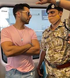 Varun Kiara Trolled: मुंबई में मेट्रो में वड़ा पाव खाने को लेकर ट्रोल हुए वरुण धवन और कियारा आडवाणी, सामने आई तस्वीरें