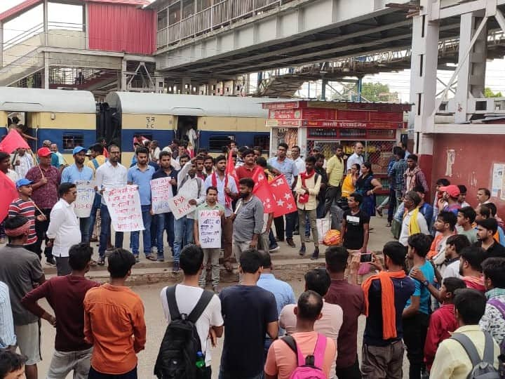 Bihar News: Protest in Bihar Against Agnipath sChem in Army Recuitment, Student organization also protesd ann Bihar News: सेना भर्ती के नियम में बदलाव के खिलाफ बिहार में विरोध-प्रदर्शन, छात्र संगठनों ने निकाला प्रतिरोध मार्च