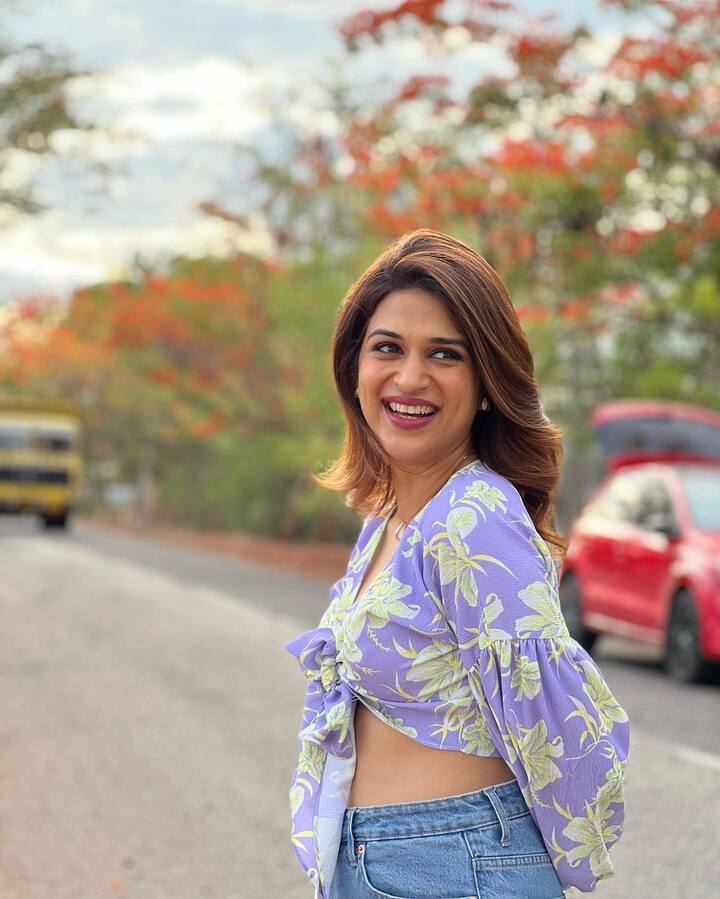 శ్రద్ధాదాస్ ( Image Credit: Shraddha Das/Instagram)