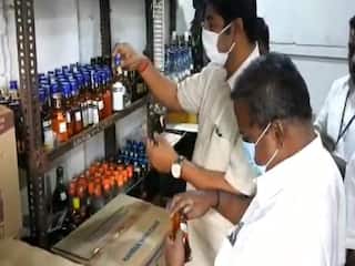 TASMAC: டாஸ்மாக்கில் காலி பாட்டில்களை கொடுத்தால் 10 ரூபாய் கிடைக்கும் - எங்கு தெரியுமா..?