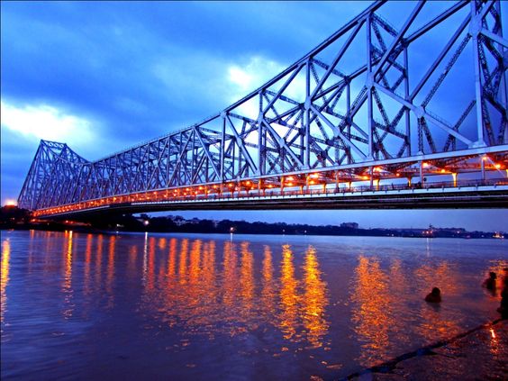 Kolkata Historical Places: कोलकाता के इन 5 ऐतिहासिक जगहों का दीदार करने दुनियाभर से आते हैं लोग, देखें पूरी लिस्ट