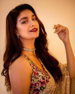 Keerthy Suresh: కీర్తిసురేష్‌ను చీరలో ఇంతందంగా ఎప్పుడైనా చూశారా?