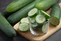 Cucumber Side Effects : गर्मी में न खाएं ज्यादा खीरा, वरना सेहत को हो सकता है नुकसान