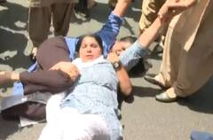 Rahul Gandhi ED Enquiry: कांग्रेस दफ्तर के बाहर कार्यकर्ताओं का जोरदार प्रदर्शन | Ground Report