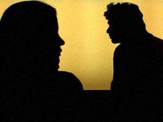 கள்ளக்காதலில் பிரேக் அப்; காதலியை கட்டிப் பிடித்து தற்கொலை முயற்சி...!