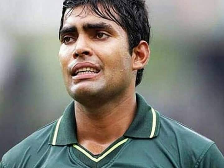 Umar Akmal Pakistan cricketer claim that waqar and mickey destroyed his carrier Umar Akmal एक बार फिर से चर्चा में आए, पूर्व कोच मिकी ऑर्थर और वकार युनूस पर लगाए गंभीर आरोप