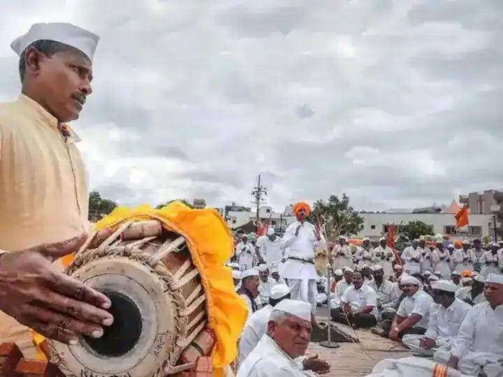 ashadhi wari 2022 ashadhi ekadashi pandharpur sant muktai palkhi stays at Deulgaon Mahi and gajanan maharaj palkhi stays at Risod Ashadhi Wari 2022 : संत मुक्ताईची पालखी आज देऊळगाव मही मुक्कामी; तर गजानन महाराजांच्या पालखीचा आज रिसोड येथे मुक्काम