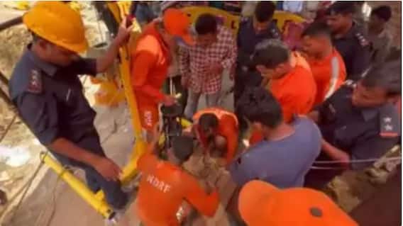 Rahul Rescue Operation: बोरवेल में फंसे राहुल को सुरक्षित निकाला गया