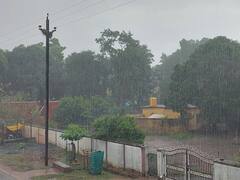 Bastar Weather Update: मानसून के पहले बस्तर समेत इन जिलों में हुई झमाझम बारिश, भीषण गर्मी से झुलसते लोगों को मिली राहत