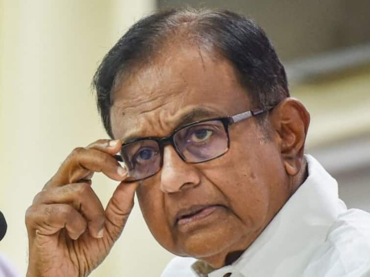 karnataka elections congress manifesto row congress leader P Chidambaram said bajrang dal will not be banned Congress Manifesto Row: अपने चुनावी वादे से अब यू टर्न ले रही कांग्रेस! पी चिदंबरम बोले- बजरंग दल पर नहीं लगाएंगे बैन