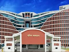 UP News: यूपी में अब आसमान से दंगाइयों पर नजर रखेगी पुलिस, हेलिकॉप्टर से होगी लैस
