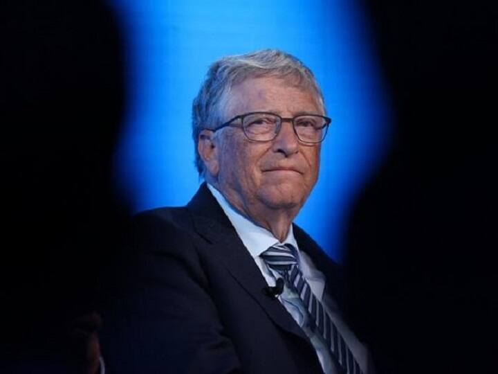 Billionaire Bill Gates dismissed cryptocurrency projects such as nonfungible tokens as shams “based on the greater-fool theory” at a climate conference, reviving past criticisms of digital assets. Bill Gates: கிரிப்டோகரன்சி என்பது 'The Great Fool Theory’ அடிப்படையில் உருவாக்கப்பட்டது - பில்கேட்ஸ் கருத்து