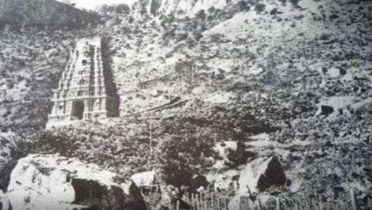 Alipiri Tirumala Pedestrian Route : కాలినడకన తిరుమల శ్రీవారిని దర్శించుకునే వారెందరో..! | ABP Desam