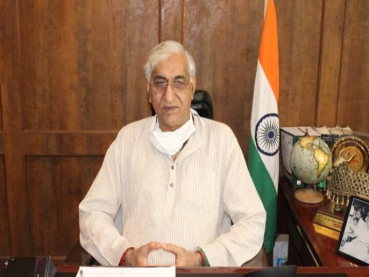 Chhattisgarh Corona Update: केस बढ़ने से सरकार को सता रहा चौथी लहर का डर, स्वास्थ्य मंत्री ने लोगों से की ये अपील Now in Chhattisgarh too, Corona caught pace, 58 cases surfaced in 24 hours ann Chhattisgarh Corona Update: केस बढ़ने से सरकार को सता रहा चौथी लहर का डर, स्वास्थ्य मंत्री ने लोगों से की ये अपील