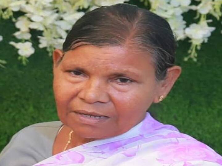 Kanyakumari woman who was waiting to build her own CEMETERY died ‘அடக்கம் செய்ய யாரும் இல்லை’; தனக்கு தானே கல்லறை கட்டி காத்திருந்த ரோஸி கேட்பாரற்று இறந்த சோகம்..!