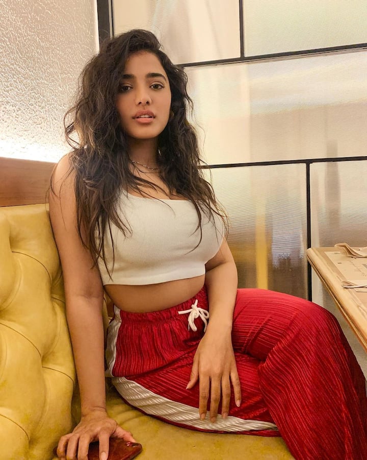 కేతికా శర్మ అందమైన ఫోటోలు  -Image credit: Kethika Sharma/Instagram