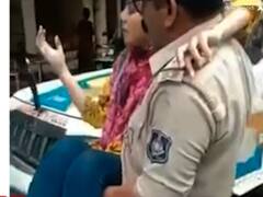 વડોદરાઃ અકસ્માતમાં ઈજાગ્રસ્ત થયેલી યુવતીને પોલીસકર્મીએ હાથમાં તેડી પહોંચાડી હોસ્પિટલ, જુઓ આ વીડિયો