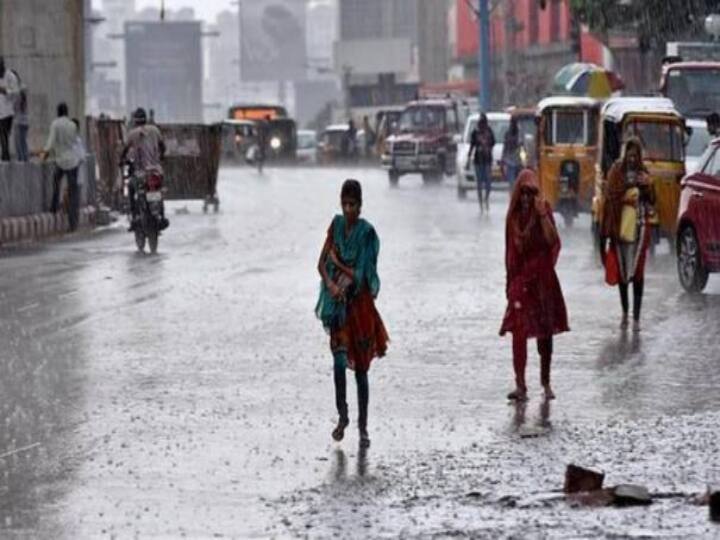 Meteorological Department warns of heavy rains in 17 districts due to atmospheric depression over Tamil Nadu TN Rains : தமிழகத்தில் 17 மாவட்டங்களில் கனமழைக்கு வாய்ப்பு..! - வானிலை மையம் எச்சரிக்கை
