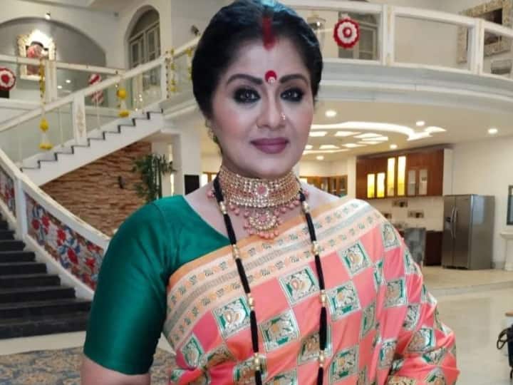 Sudha Chandran Turns Anchor For The Show 'Crime Alert' Sudha Chandran Turns Anchor For The Show 'Crime Alert' Sudha Chandran Turns Anchor For The Show 'Crime Alert'