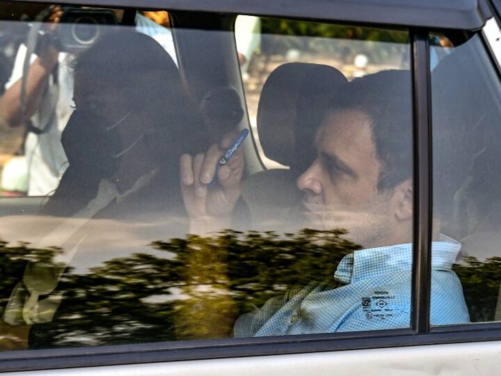 Rahul Gandhi to stay in hospital tonight to look after ailing mother Sonia National Herald Case: आज रात अस्पताल में ही रुकेंगे राहुल गांधी, बीमारी की वजह से भर्ती हैं मां सोनिया गांधी