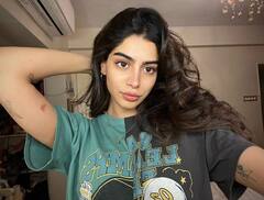 Khushi Kapoor : जान्हवी कपूरच्या बहिणीचा बोल्ड अंदाज, डेब्यूपूर्वी शेअर केले खास फोटो!