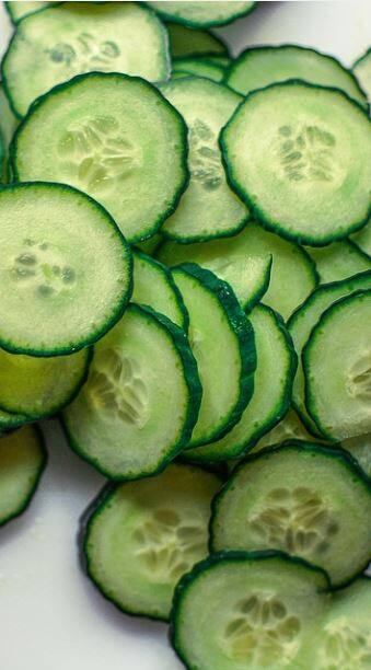 গরমে সুস্থ থাকতে খান শশা