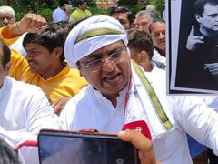 Delhi News: राजभवन के बाहर प्रदर्शन में घायल हुए दिल्ली कांग्रेस अध्यक्ष अनिल चौधरी, अस्पताल में भर्ती