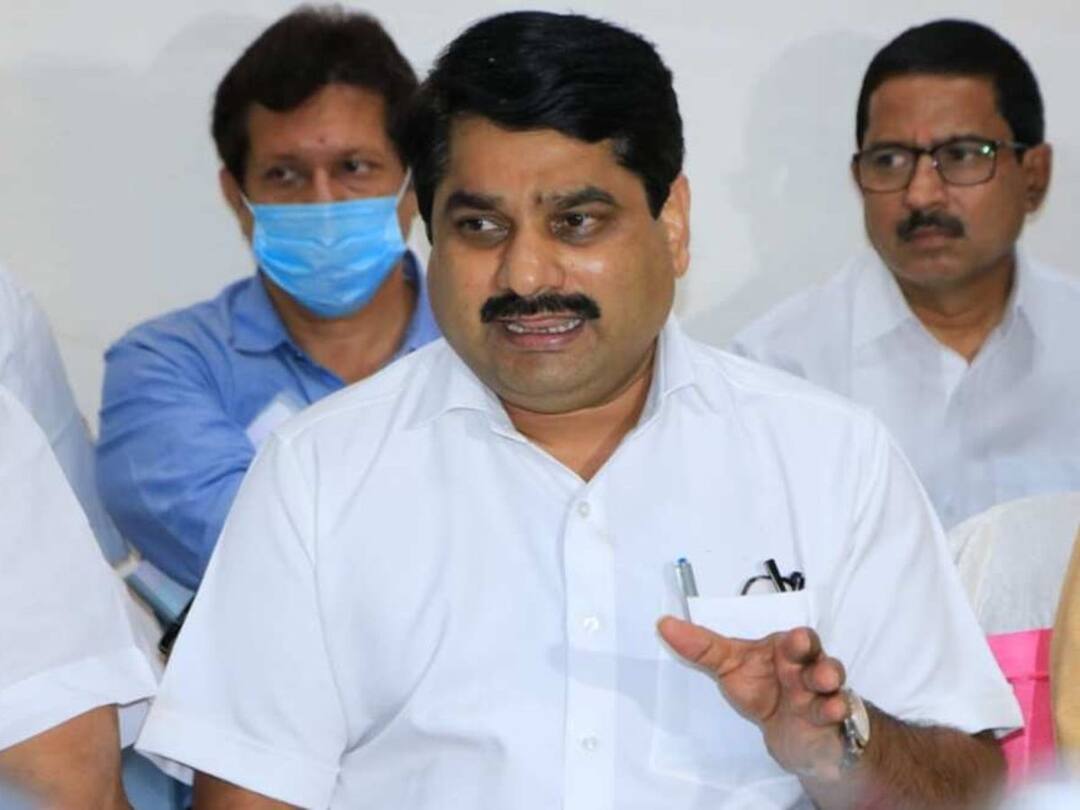 satej patil hit out bjp over vidhan parishad election 2022 Vidhan Parishad Election 2022 : प्रत्येक जिल्ह्यात वेगळी स्थिती, भाजपमध्ये सर्व काही आलबेल आहे असं समजू नये, सतेज पाटलांचा टोला