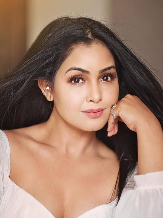 अंगूरी भाभी का मालदीव में दिखा ग्लैमरस अंदाज