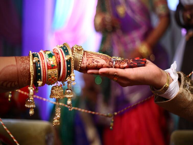Rajasthan News: Beard groom can not marry with bride in these villages of Pali district દાઢીવાળો વરરાજા આવશે તો નહીં થાય લગ્ન, 19 ગામો માટે ફરમાન થયું જાહેર; ક્લીન શેવને લઈ કહી આ વાત