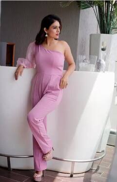 Neha Malik ਨੇ ਪਿੰਕ ਆਊਟਫਿਟ 'ਚ ਦਿਖਾਇਆ ਗਲੈਮਰਸ ਰੂਪ, ਤਸਵੀਰਾਂ ਤੋਂ ਨਹੀਂ ਹਟਾ ਸਕੋਗੇ ਨਜ਼ਰ !