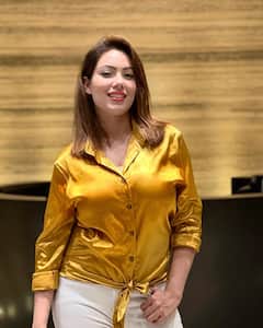 Tmkoc Babita Ji: रियल लाइफ में अपनी खूबसूरती से और भी ज्यादा कहर ढाती हैं बबीता जी, तस्वीरें देख जेठालाल की तरह आप भी हो जाएंगें फिदा