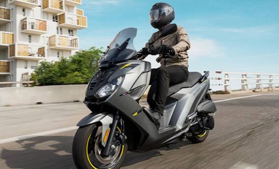 Peugeot Pulsion 125 Scooter: स्मार्टफोन कनेक्टिविटी, जीपीएस नेविगेशन के साथ और भी जानदार फीचर्स, जानें कीमत Peugeot Pulsion 125 Scooter: स्मार्टफोन कनेक्टिविटी, जीपीएस नेविगेशन के साथ और भी जानदार फीचर्स, जानें कीमत