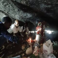 Mata Lingeshwari Temple: छतीसगढ़ का एक रहस्यमय मंदिर, साल के सिर्फ 12 घंटे ही खुलते ही यहां के कपाट, जानिए वजह