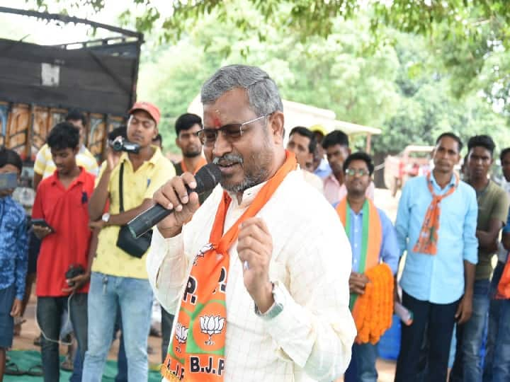 jharkhand BJP leader Babulal Marandi interacted with the public regarding Mandar by-election, know in details Mandar By Election: मांडर उपचुनाव को लेकर BJP का जन संवाद, बाबूलाल मरांडी बोले- 'सरकार ने किया विश्वासघात'