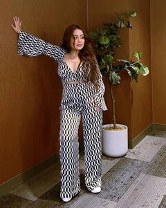 PHOTO: प्रसिद्ध गायिका नेहा कक्करचं नवं फोटोशूट; फोटो पाहून चाहते म्हणाले वाह!