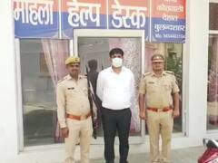 Bulandshahr Crime: बुलंदशहर में छात्राओं के साथ अश्लील हरकतें करता था टीचर, अब पुलिस ने सलाखों के पीछे भेजा