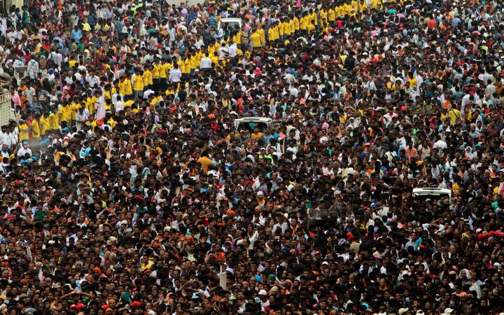 মঙ্গলবার জগন্নাথদেবের সেই স্নানযাত্রার সূচনা হয়েছে। তারপর বুধবার থেকে শুরু হয়েছে তাঁর নিভৃতবাস।