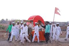 Photo Gallery: शेगावच्या गजानन महाराजांची पालखी मराठवाड्यात