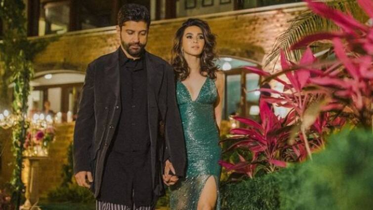 Farhan Akhtar and Shibani Dandekar's underwater video from Maldives goes viral, know in details Farhan-Shibani Updates: জলের তলায় ফারহান-শিবানীর রিয়েল 'জিন্দেগি না মিলেগি দোবারা'