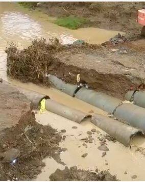 Photo :  बुलढाण्यात मुसळधार पाऊस, पूल गेला वाहून