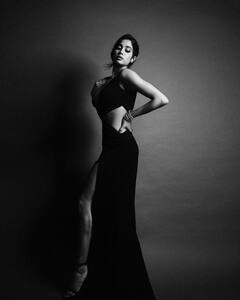 Actress Janhvi Kapoor: கஞ்சா பூ கண்ணால...செப்பு சிலை உன்னால..பிளாக் ப்யூட்டி ஜான்வி கபூரின் க்ளிக்ஸ்..