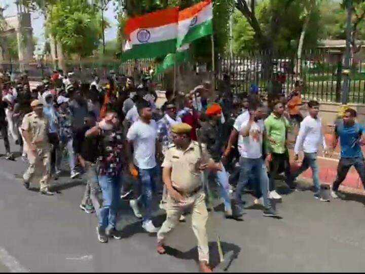 Agnipath Yojana youth of Kota supported Agnipath Yojana, protest against cancellation of recruitment ANN Agnipath Yojana: अग्निपथ योजना के समर्थन में कोटा में युवाओं की रैली, कहा- देश सेवा का सौभाग्य मिलेगा