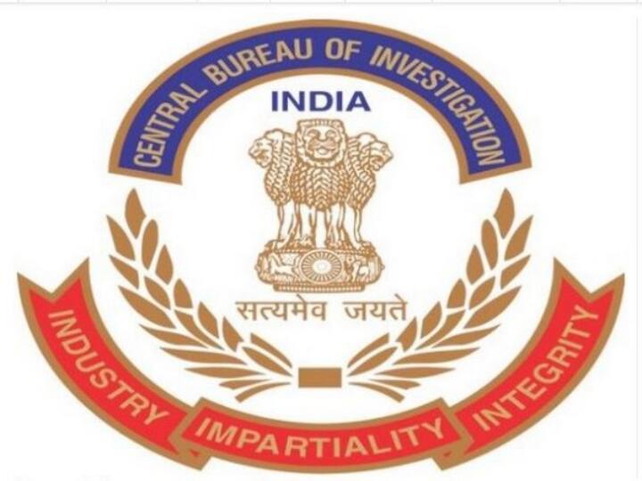 CBI Registered case against former IOA president and Hockey India Officers raids ann CBI ने IOA के पूर्व अध्यक्ष और हॉकी इंडिया के तीन पदाधिकारियों के खिलाफ केस दर्ज कर की छापेमारी